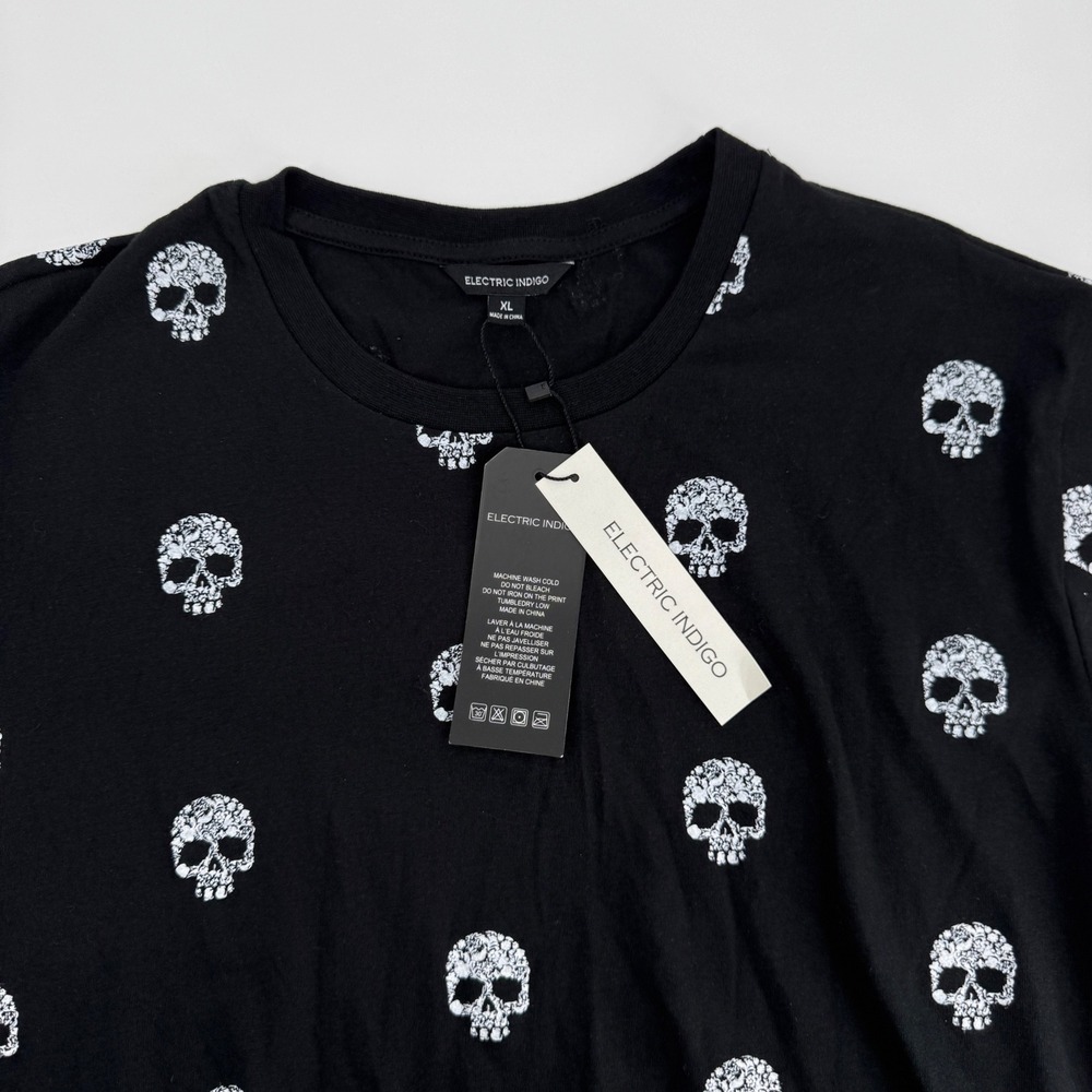 Electric Indigo Mens Skull Print T-Shirt Black Short Sleeve Size XL NWT